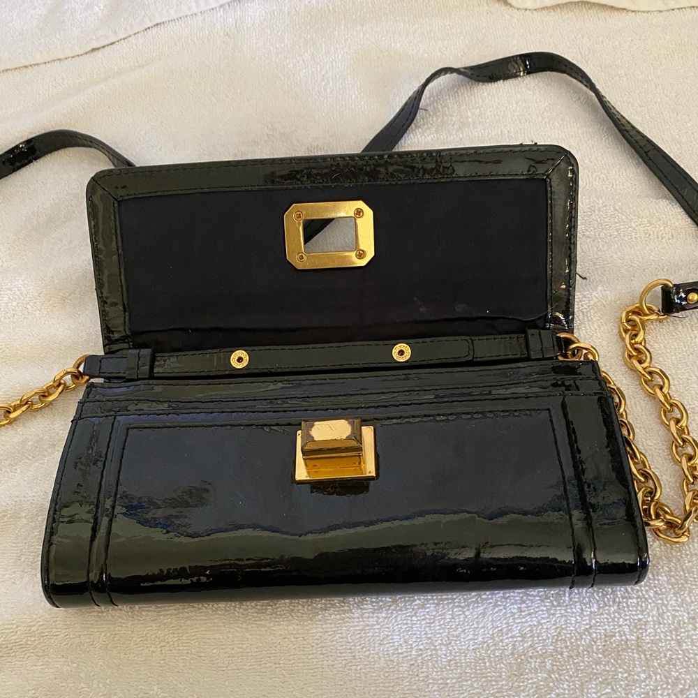 JUICY COUTURE patent leather wallet with strap - Picture 2 of 3